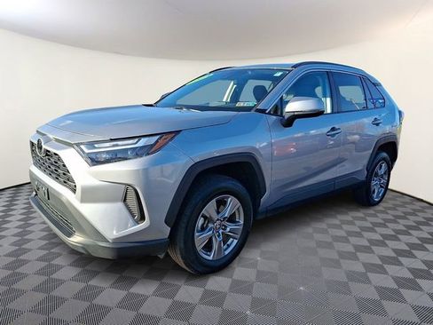 Used 2024 Toyota RAV4 XLE image 3