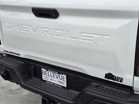 New 2026 Chevrolet Colorado ZR2 w/ ZR2 Bison Edition image 15