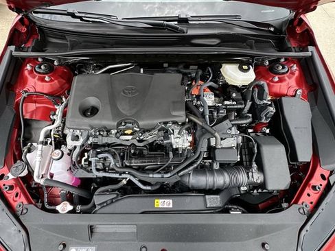 Used 2026 Toyota Camry XSE FWD image 33