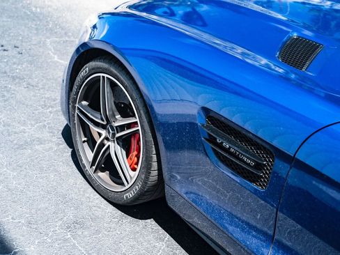 Used 2018 Mercedes-Benz AMG GT C image 11