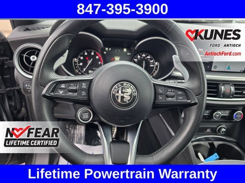 Used 2023 Alfa Romeo Stelvio Veloce AWD/4WD image 31