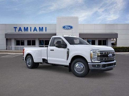 New 2026 Ford F350 XLT RWD image 7