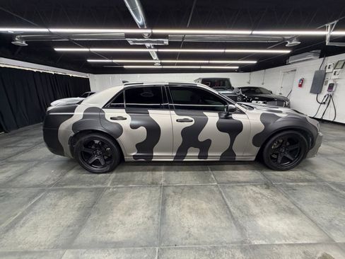 Used 2022 Chrysler 300 S w/ Comfort Group image 8