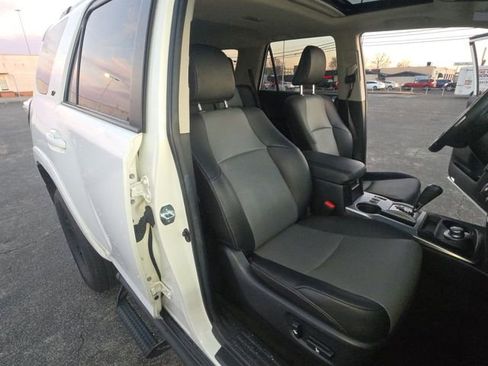 Used 2022 Toyota 4Runner SR5 Premium w/ Moonroof Package image 25