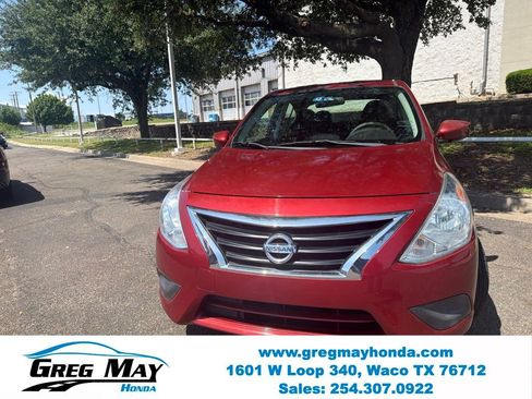 Used 2017 Nissan Versa SV FWD image 8