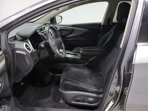 Used 2018 Nissan Murano SV AWD/4WD image 11