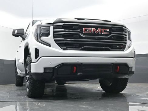 Used 2025 GMC Sierra 1500 AT4 w/ AT4 Premium Package AWD/4WD image 48
