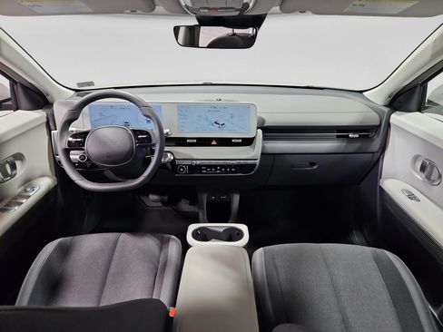 Used 2024 Hyundai Ioniq 5 SEL AWD/4WD image 17