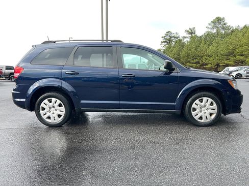 Used 2020 Dodge Journey SE image 4