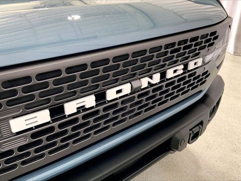 Used 2023 Ford Bronco Badlands w/ Sasquatch Package image 30