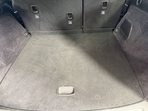 Used 2022 Jeep Grand Cherokee Overland w/ Advanced Protech Group III AWD/4WD image 28