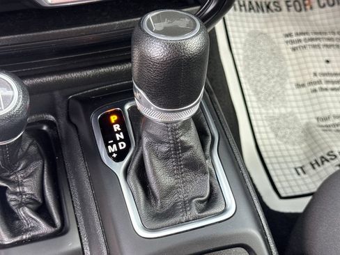 Used 2023 Jeep Wrangler Unlimited Sport AWD/4WD image 44