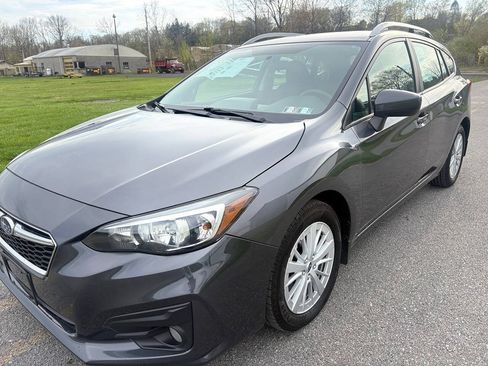 Used 2018 Subaru Impreza 2.0i Premium AWD/4WD image 3