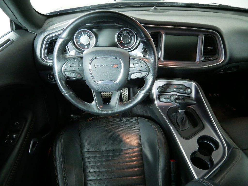 Used 2016 Dodge Challenger R/T Plus RWD image 20