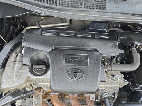 Used 2012 Toyota Camry XLE image 38