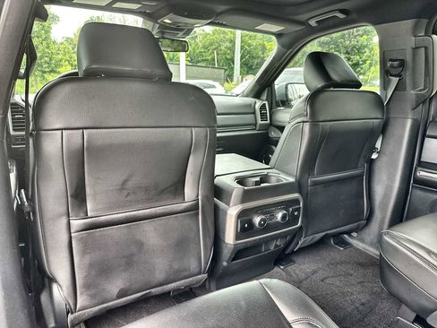 Used 2021 Ford Expedition XLT RWD image 18
