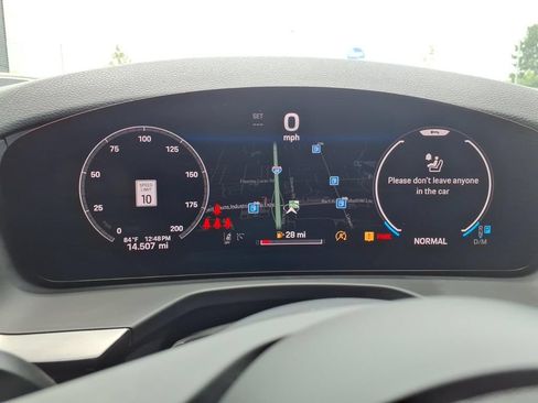 Certified 2026 Porsche Panamera 4 AWD/4WD image 26