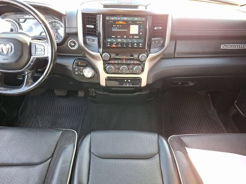 Used 2022 RAM 1500 Laramie AWD/4WD image 16