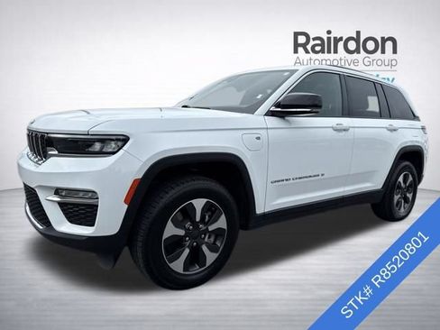 Used 2024 Jeep Grand Cherokee Limited 4xe AWD/4WD image 3