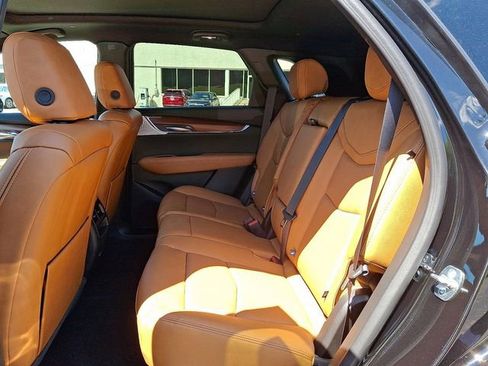 New 2025 Cadillac XT5 Premium Luxury image 5