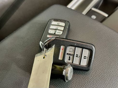 Used 2020 Honda Accord EX image 22
