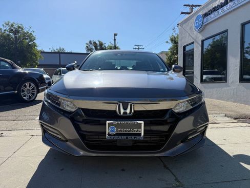 Used 2019 Honda Accord Sport image 3