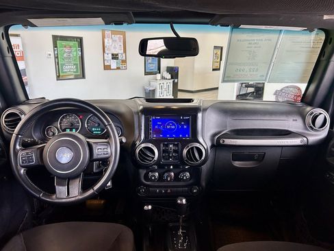 Used 2016 Jeep Wrangler Unlimited Sport AWD/4WD image 10