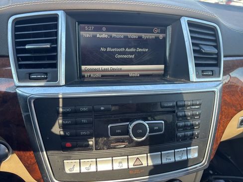 Used 2013 Mercedes-Benz GL 320 BlueTEC 4MATIC image 9