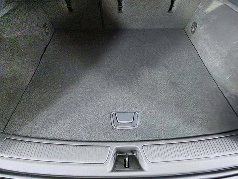Used 2023 Buick Envision Avenir AWD/4WD image 21