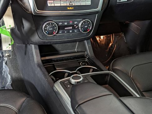 Used 2013 Mercedes-Benz ML 350 4MATIC image 38