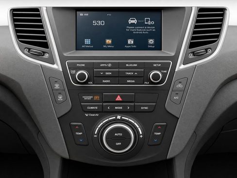 Used 2017 Hyundai Santa Fe Sport FWD image 18