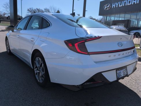 Used 2020 Hyundai Sonata SEL w/ Convenience Package image 3