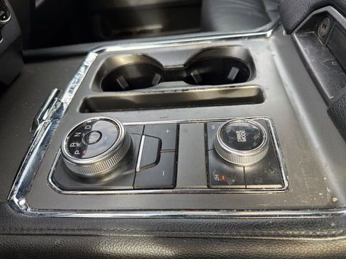 Used 2020 Ford Expedition Max XLT w/ Equipment Group 202A image 36