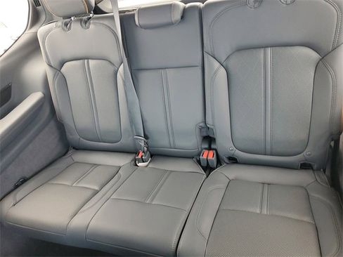 Used 2022 Jeep Grand Wagoneer Series II w/ Premium Group II image 9