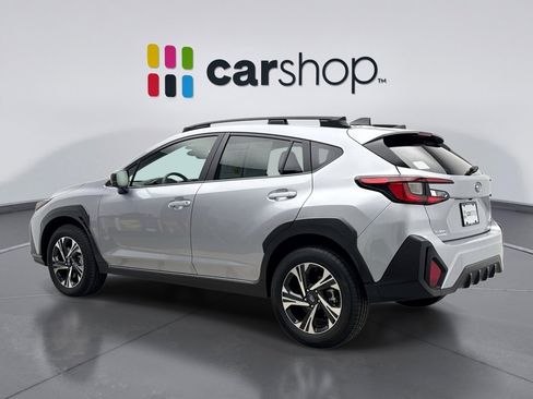 Used 2025 Subaru Crosstrek 2.0i Premium AWD/4WD image 3