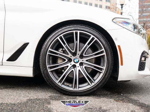 Used 2018 BMW 540i w/ M Sport Package image 10