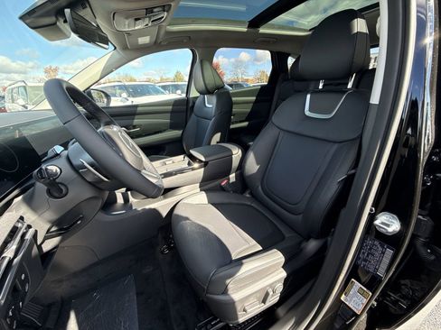 New 2026 Hyundai Tucson Limited image 13