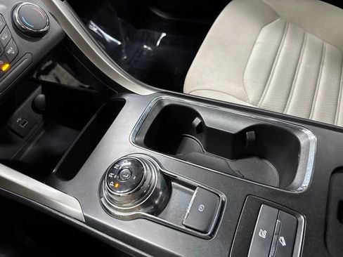 Used 2018 Ford Fusion S FWD image 18