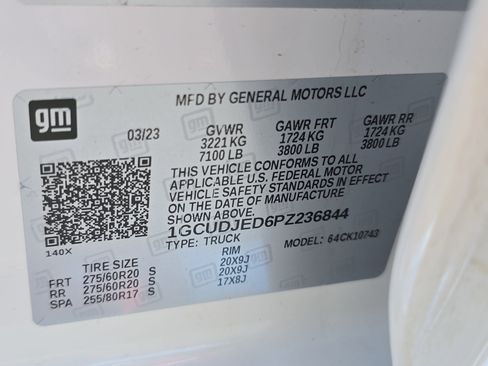 Used 2023 Chevrolet Silverado 1500 High Country w/ Z71 Off-Road Package AWD/4WD image 35
