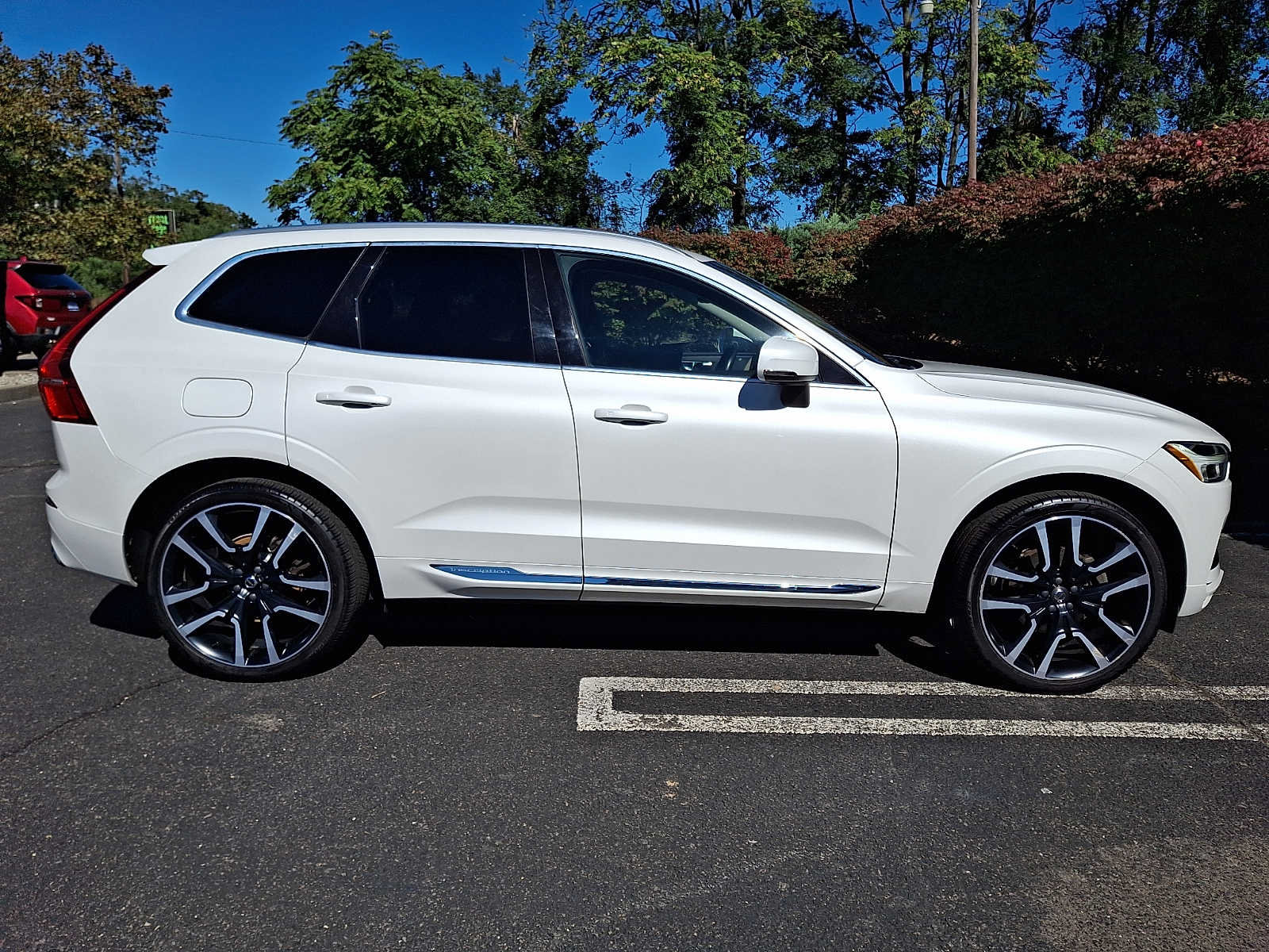 Used 2020 Volvo XC60 T5 Inscription w/ Protection Package Premier AWD/4WD image 7