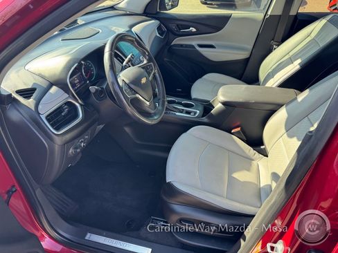 Used 2020 Chevrolet Equinox Premier FWD image 11
