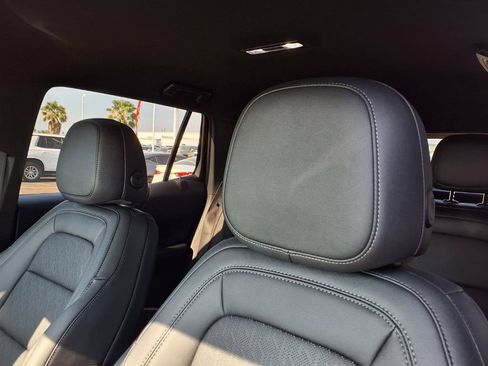 Used 2026 Chevrolet Equinox LT w/ Convenience Package II FWD image 18