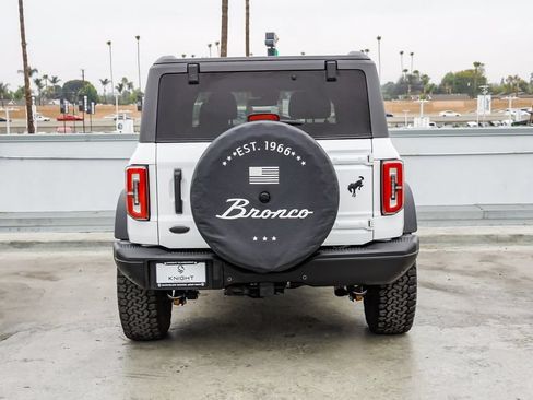 Used 2022 Ford Bronco Badlands AWD/4WD image 8