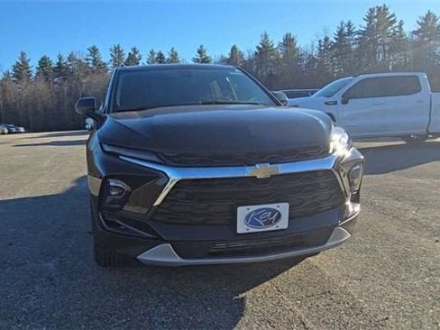 New 2025 Chevrolet Blazer LT w/ Convenience Package image 3