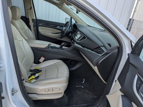 Used 2018 Buick Enclave Premium image 22