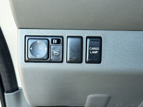 Used 2018 Nissan Frontier SV w/ Value Truck Package RWD image 10