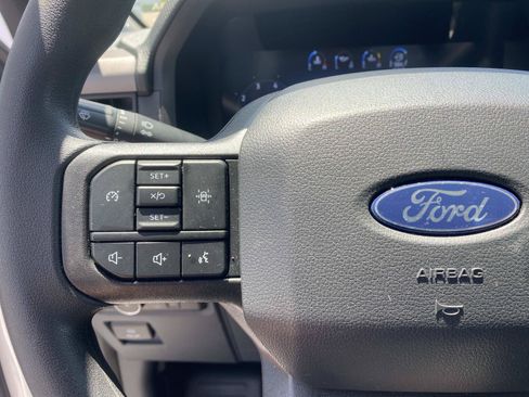 Used 2025 Ford F150 XL w/ Equipment Group 103A High RWD image 24