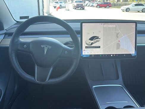 Used 2021 Tesla Model 3 Standard Range Plus image 20