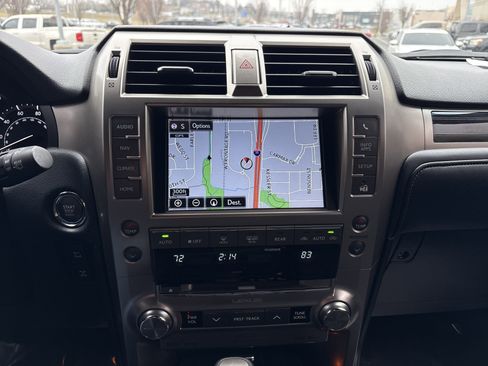 Used 2021 Lexus GX 460 Premium w/ Accessory Package image 13