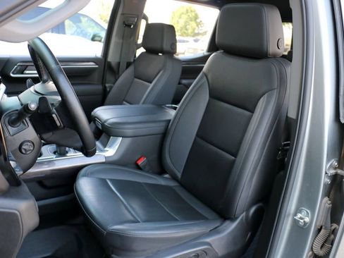 Used 2025 Chevrolet Silverado 1500 LTZ w/ LTZ Premium Package AWD/4WD image 25